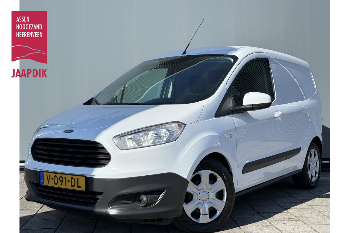 Ford Transit Courier BWJ 2017 | 1.5 TDCI 75PK Trend | AIRCO | TREKHAAK | NAVI | CRUISE | PDC | Ford Transit Courier BWJ 2017 | 1.5 TDCI 75PK Trend | AIRCO | TREKHAAK | NAVI | CRUISE | PDC |