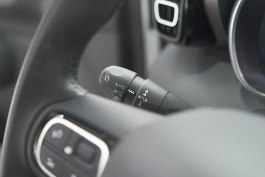 Citroën C3 Aircross PureTech 110 S&S Shine | Panoramadak | Camera | Dodehoekdetectie | Apple Carplay