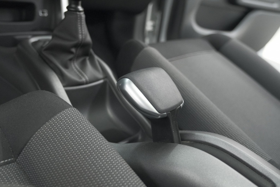 Citroën C3 Aircross PureTech 110 S&S Shine | Panoramadak | Camera | Dodehoekdetectie | Apple Carplay