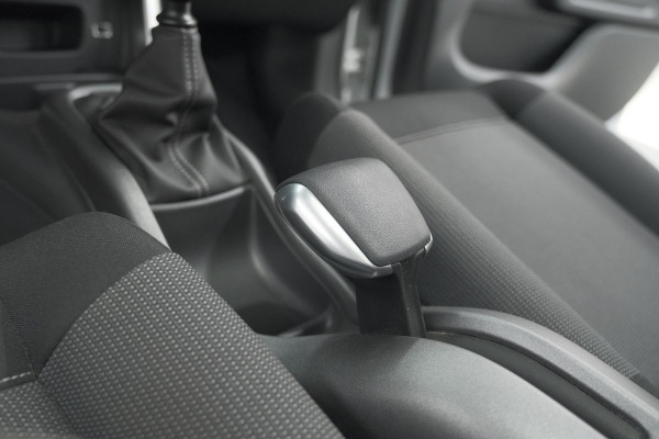 Citroën C3 Aircross PureTech 110 S&S Shine | Panoramadak | Camera | Dodehoekdetectie | Apple Carplay