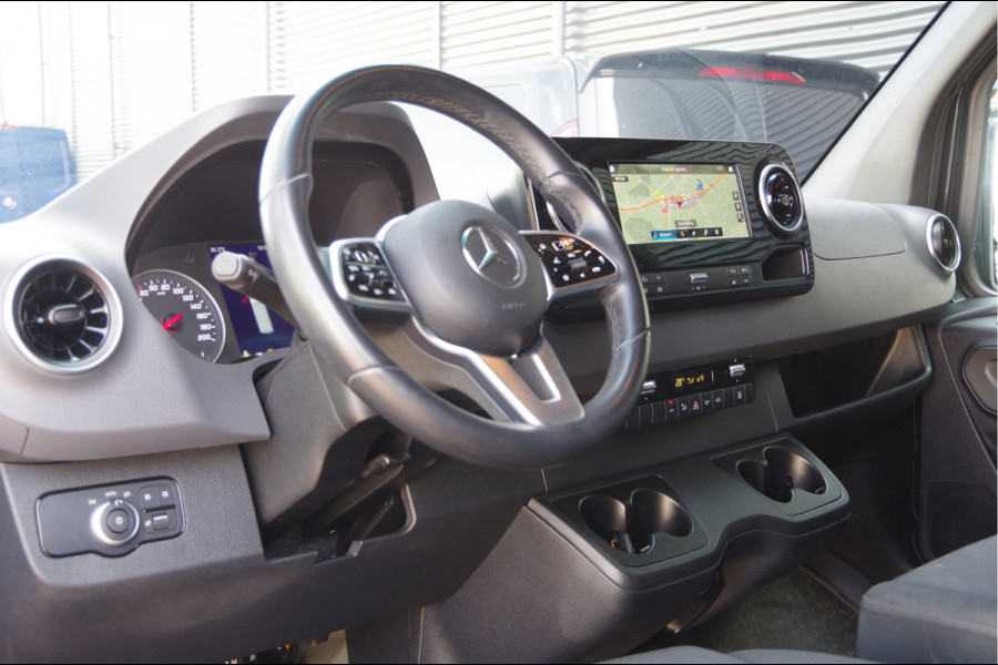 Mercedes-Benz Sprinter 317 1.9 CDI L2H2 RWD AUT, LED, MBUX 10'', ADAPT. CRUISE, STANDKACHEL, CAMERA, MISTLAMPEN, NAVI, CLIMA, PARKEERSENSOREN