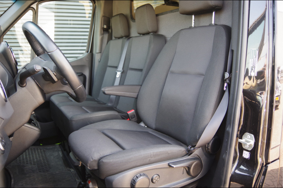 Mercedes-Benz Sprinter 317 1.9 CDI L2H2 RWD AUT, LED, MBUX 10'', ADAPT. CRUISE, STANDKACHEL, CAMERA, MISTLAMPEN, NAVI, CLIMA, PARKEERSENSOREN
