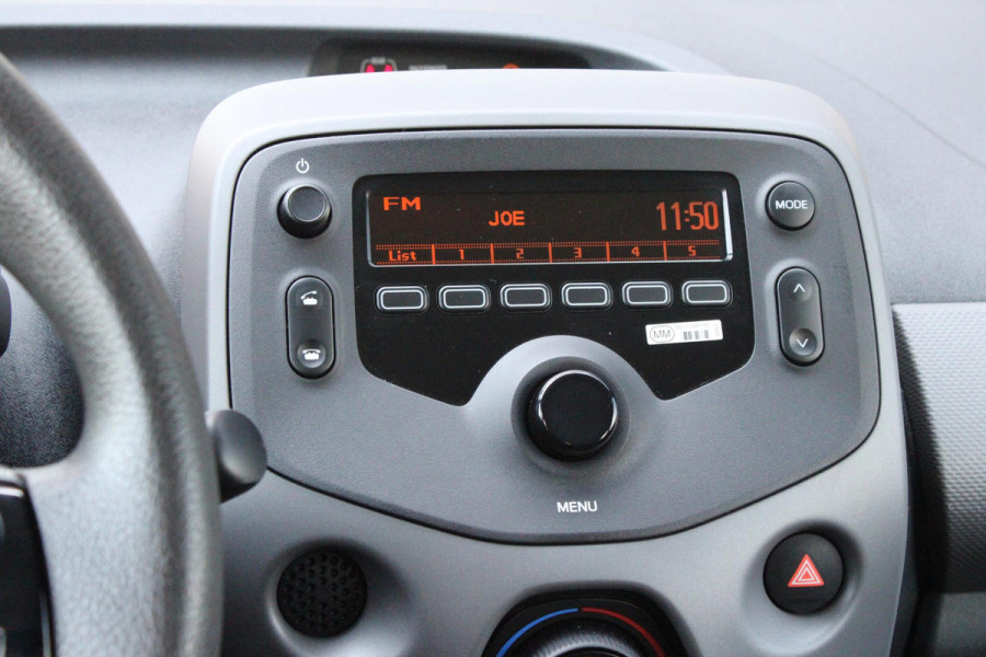 Peugeot 108 1.0 e-VTi 72PK ACTIVE | AIRCO | BLUETOOTH AUDIO | AUX/USB AANSLUITING | LED DAGRIJVERLICHTING | MISTLAMPEN |
