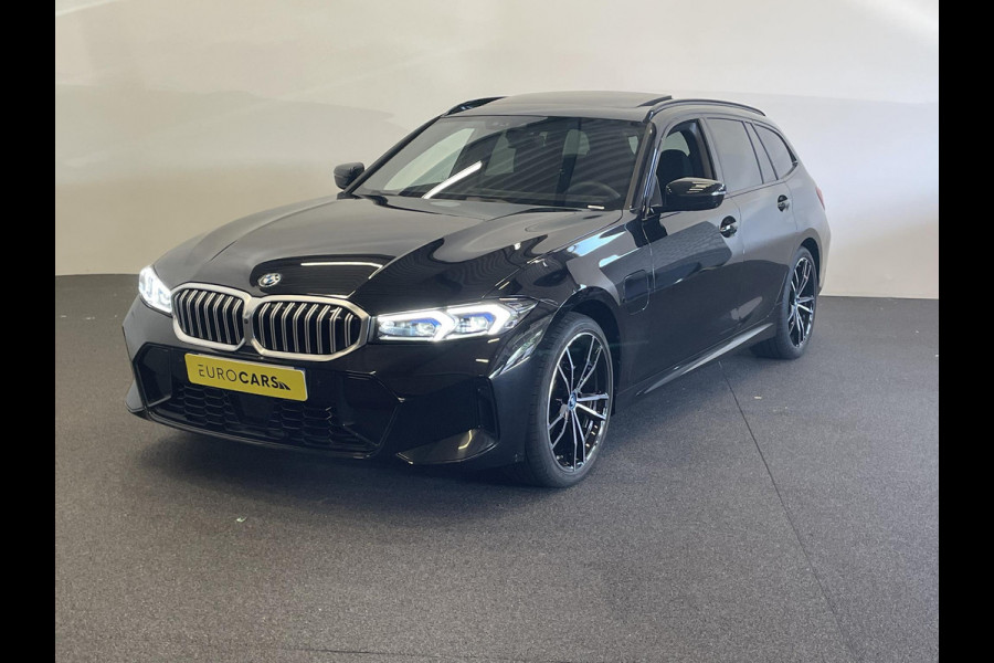 BMW 3 Serie Touring 330e xDrive Panoramadak Adaptive Cruise Innovation Pack Comfort Pack Travel Pack Full Options!