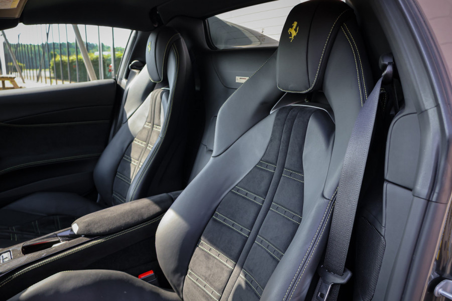 Ferrari 812 GTS 6.5 V12 HELE | BTW-AUTO | CARPLAY | CARBON INT/EXT. | DAYTONA SEATS | LIFTING | TITATIUM EXHAUST PIPES | PASS. DISPLAY | JBL HI-
