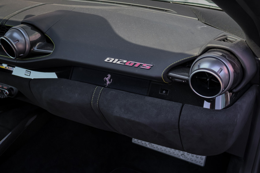 Ferrari 812 GTS 6.5 V12 HELE | BTW-AUTO | CARPLAY | CARBON INT/EXT. | DAYTONA SEATS | LIFTING | TITATIUM EXHAUST PIPES | PASS. DISPLAY | JBL HI-