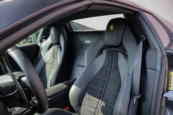 Ferrari 812 GTS 6.5 V12 HELE | BTW-AUTO | CARPLAY | CARBON INT/EXT. | DAYTONA SEATS | LIFTING | TITATIUM EXHAUST PIPES | PASS. DISPLAY | JBL HI-