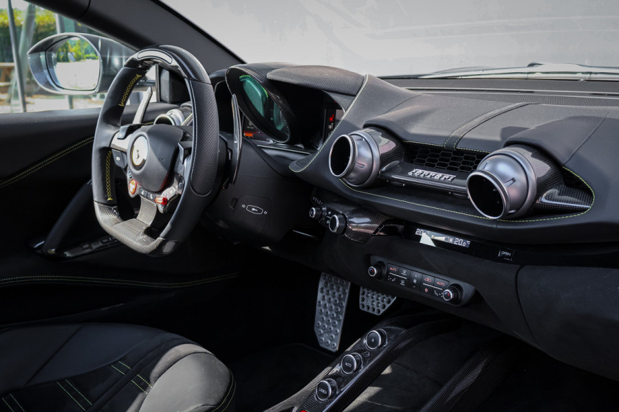 Ferrari 812 GTS 6.5 V12 HELE | BTW-AUTO | CARPLAY | CARBON INT/EXT. | DAYTONA SEATS | LIFTING | TITATIUM EXHAUST PIPES | PASS. DISPLAY | JBL HI-