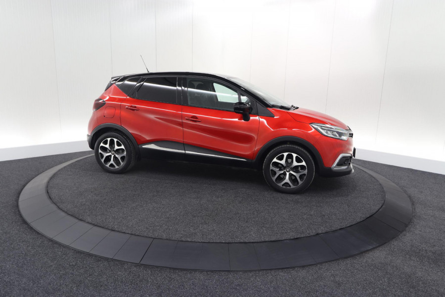 Renault Captur TCe 120 EDC Intens | Trekhaak | Camera | Navigatie | Parkeersensoren