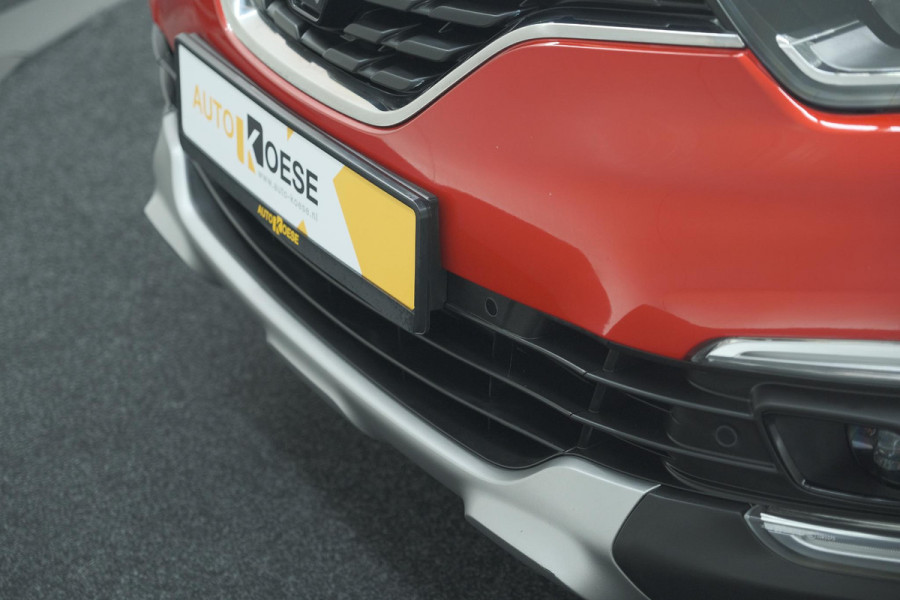 Renault Captur TCe 120 EDC Intens | Trekhaak | Camera | Navigatie | Parkeersensoren