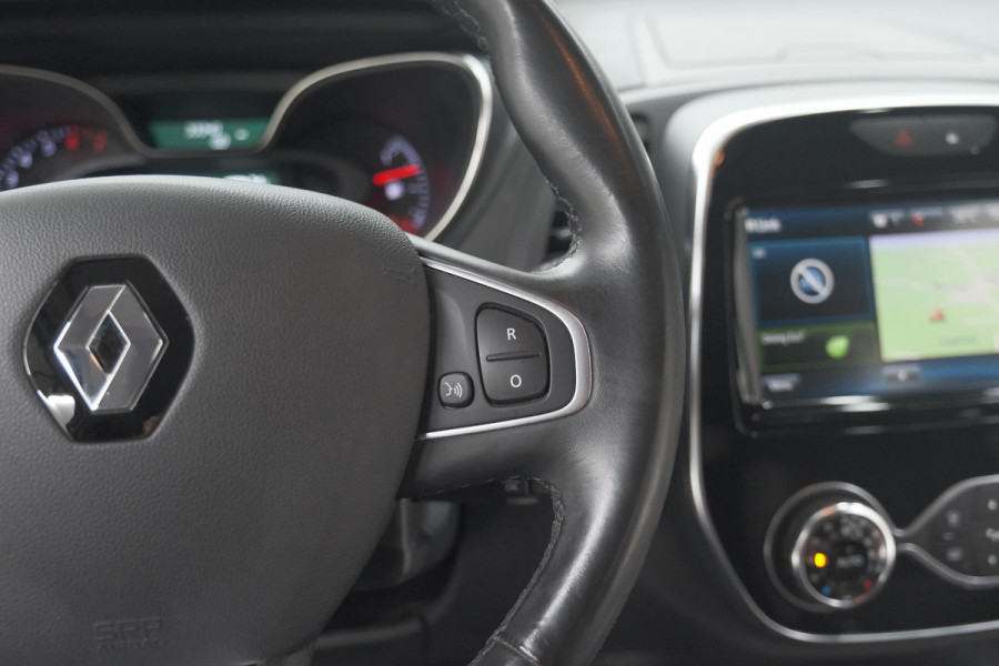 Renault Captur TCe 120 EDC Intens | Trekhaak | Camera | Navigatie | Parkeersensoren