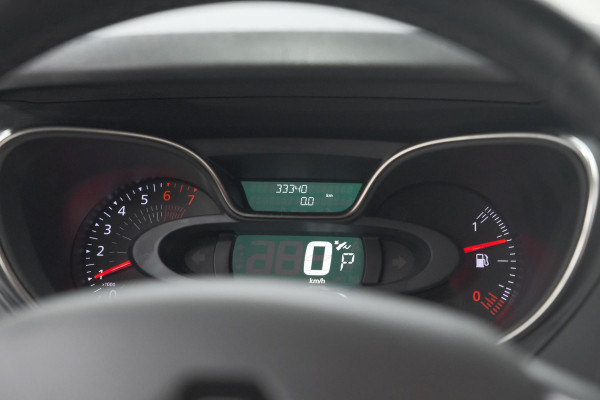 Renault Captur TCe 120 EDC Intens | Trekhaak | Camera | Navigatie | Parkeersensoren