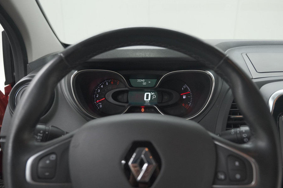 Renault Captur TCe 120 EDC Intens | Trekhaak | Camera | Navigatie | Parkeersensoren