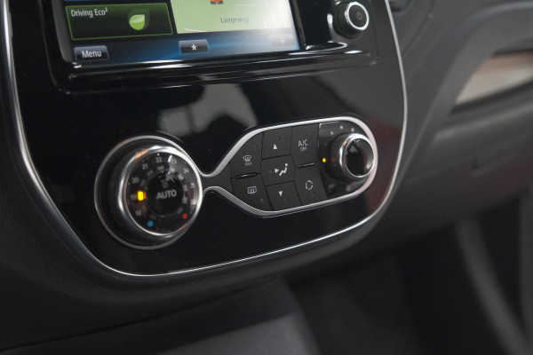 Renault Captur TCe 120 EDC Intens | Trekhaak | Camera | Navigatie | Parkeersensoren