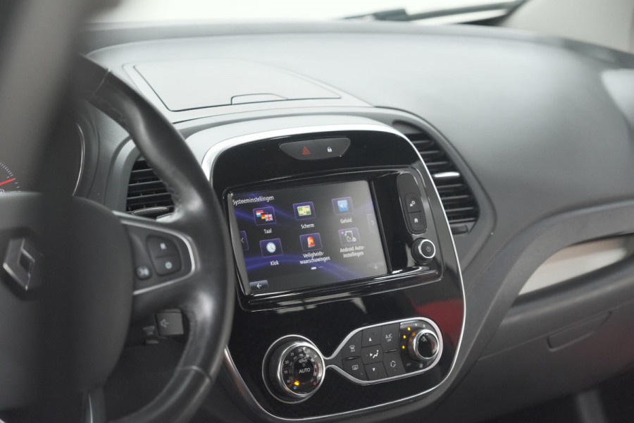 Renault Captur TCe 120 EDC Intens | Trekhaak | Camera | Navigatie | Parkeersensoren
