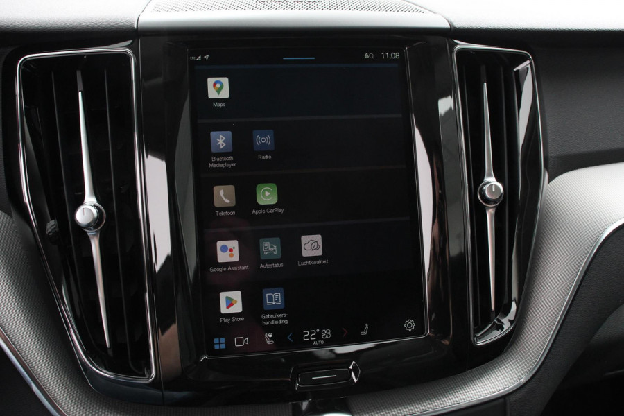 Volvo XC60 2.0 T6 Plug-in hybrid AWD Plus Dark Volvo XC60 2.0 Recharge T6 AWD Plus Dark | Leder | Navigatie | Google | Harman Kardon | Panorama dak | Lichtmetalen Velgen 19" | Dab | Stoelverwarming | Camera | Led