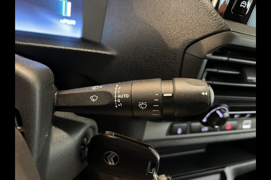 Citroën ë-Jumpy L2 75 kWh | Betimmering | Camera | Apple Carplay | Dynamic Surround View | Parkeersensoren voor en achter