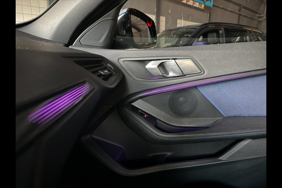 BMW 1-serie 118i M-Edition M-VELGEN PANO ALCANTARA CARPLAY NAP HISTORIE