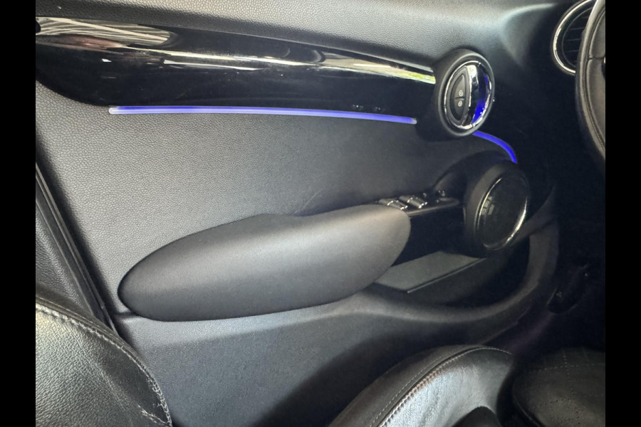 MINI Mini 1.5 Cooper Chili Cruise Control Climate control Elektrisch panorama dak Harman Kardon Navi