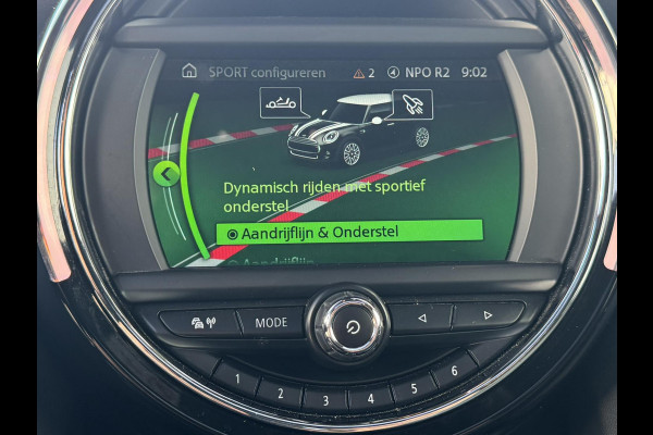 MINI Mini 1.5 Cooper Chili Cruise Control Climate control Elektrisch panorama dak Harman Kardon Navi