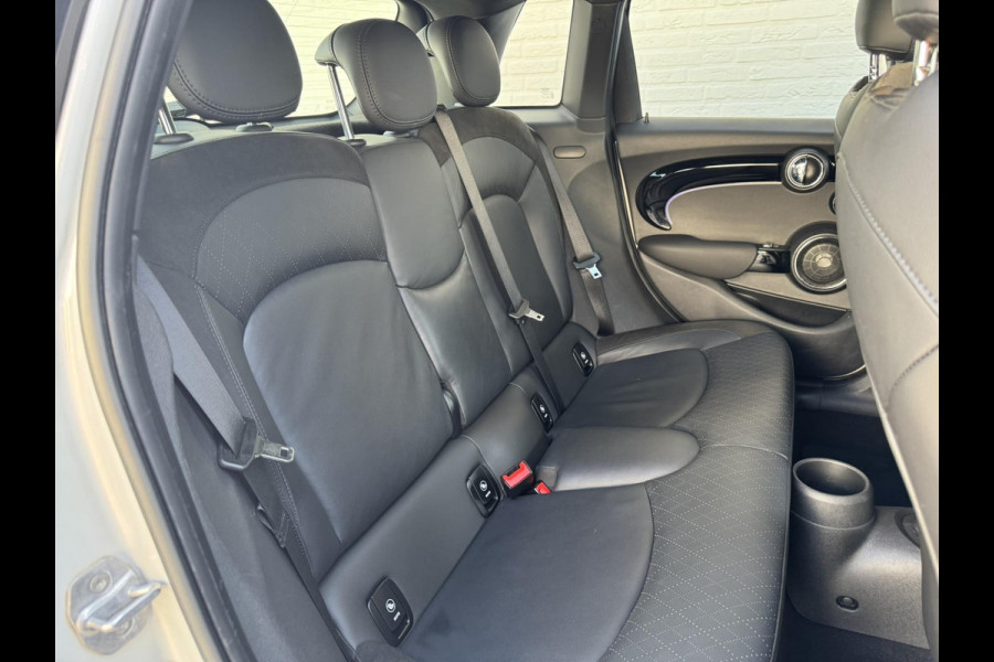 MINI Mini 1.5 Cooper Chili Cruise Control Climate control Elektrisch panorama dak Harman Kardon Navi