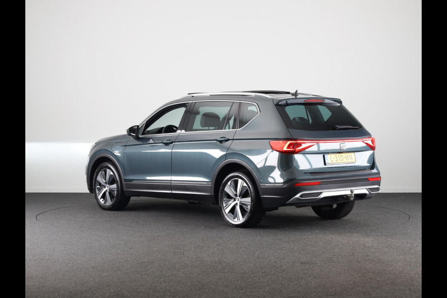 Seat Tarraco 1.4 TSI e-Hybrid PHEV Xcellence 245 pk Automaat (DSG) | Navigatie | Panoramadak | Elektr. trekhaak | Parkeersensoren (Park assist) | Rondomzicht camera | Stoelverwarming v/a | Lederen bekleding |