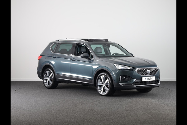 Seat Tarraco 1.4 TSI e-Hybrid PHEV Xcellence 245 pk Automaat (DSG) | Navigatie | Panoramadak | Elektr. trekhaak | Parkeersensoren (Park assist) | Rondomzicht camera | Stoelverwarming v/a | Lederen bekleding |