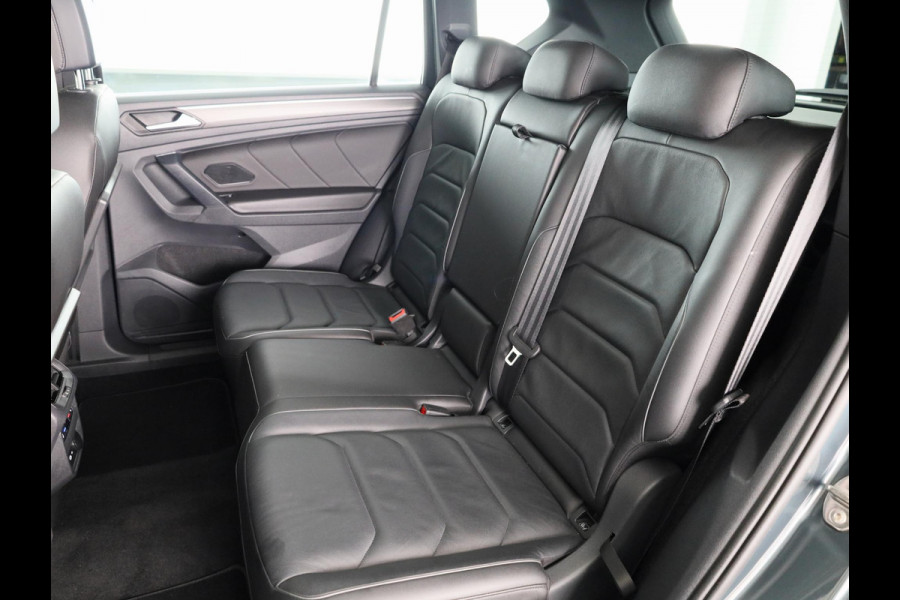 Seat Tarraco 1.4 TSI e-Hybrid PHEV Xcellence 245 pk Automaat (DSG) | Navigatie | Panoramadak | Elektr. trekhaak | Parkeersensoren (Park assist) | Rondomzicht camera | Stoelverwarming v/a | Lederen bekleding |