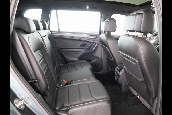 Seat Tarraco 1.4 TSI e-Hybrid PHEV Xcellence 245 pk Automaat (DSG) | Navigatie | Panoramadak | Elektr. trekhaak | Parkeersensoren (Park assist) | Rondomzicht camera | Stoelverwarming v/a | Lederen bekleding |