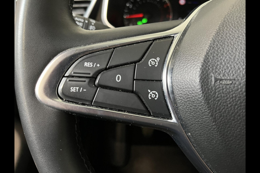Renault Clio 1.0 TCe 100pk Experience Demo! | Navigatie Climate Control Cruise control Lichtmetalen Velgen Parkeer Sensoren Extra Getint glas 5 deurs