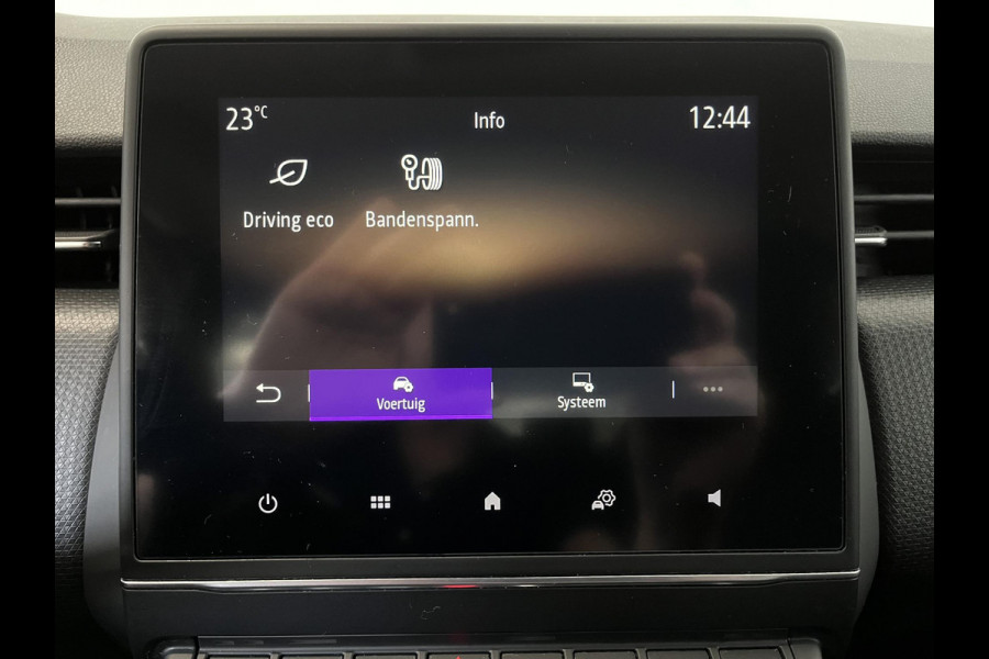 Renault Clio 1.0 TCe 100pk Experience Demo! | Navigatie Climate Control Cruise control Lichtmetalen Velgen Parkeer Sensoren Extra Getint glas 5 deurs