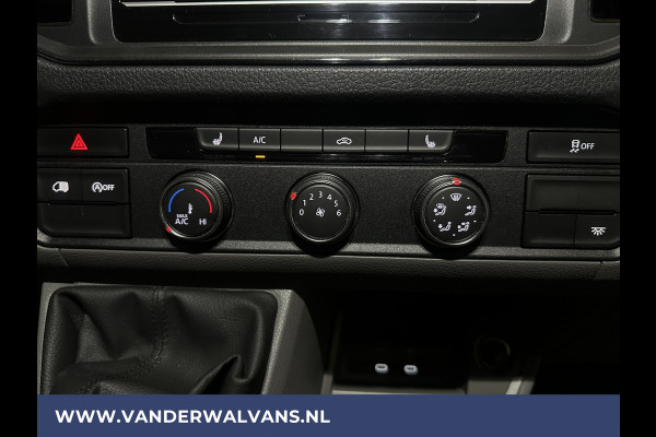 Volkswagen Crafter 2.0 TDI 141pk L3H2 (oude L2H1) Euro6 Airco | Camera | Bijrijdersbank | Apple carplay Android auto, stoelverwarming, 3000kg trekvermogen