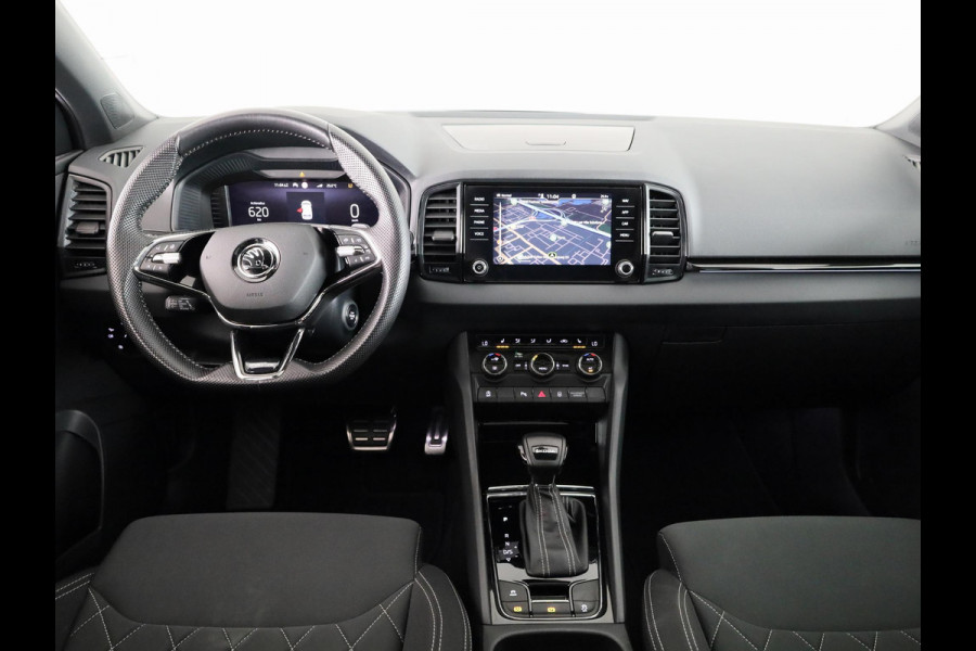 Škoda Karoq 1.5 TSI ACT Sportline Business 150 pk Automaat (DSG) | Verlengde garantie | Navigatie | Panoramadak | Parkeersensoren | Achteruitrijcamera | Adaptieve cruise control |