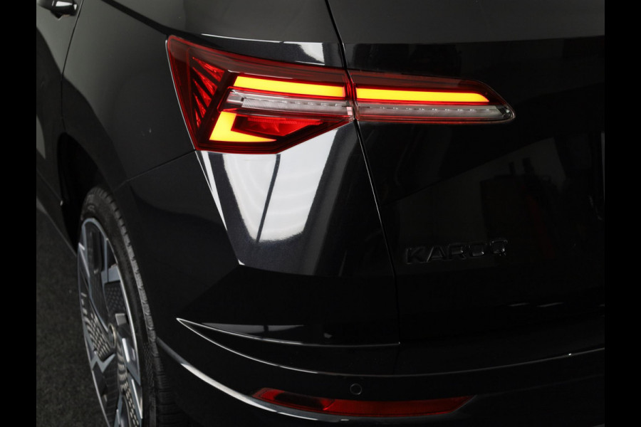 Škoda Karoq 1.5 TSI ACT Sportline Business 150 pk Automaat (DSG) | Verlengde garantie | Navigatie | Panoramadak | Parkeersensoren | Achteruitrijcamera | Adaptieve cruise control |