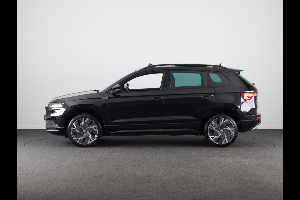 Škoda Karoq 1.5 TSI ACT Sportline Business 150 pk Automaat (DSG) | Verlengde garantie | Navigatie | Panoramadak | Parkeersensoren | Achteruitrijcamera | Adaptieve cruise control |