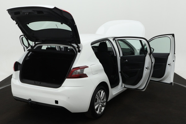 Peugeot 308 BWJ 2021 / 1.2 PT 111 PK Active Pack | VIRT COCKPIT | TREKHAAK | CLIMA | CARPLAY | NAVI | CRISE | DAB | LICHTMETAAL |