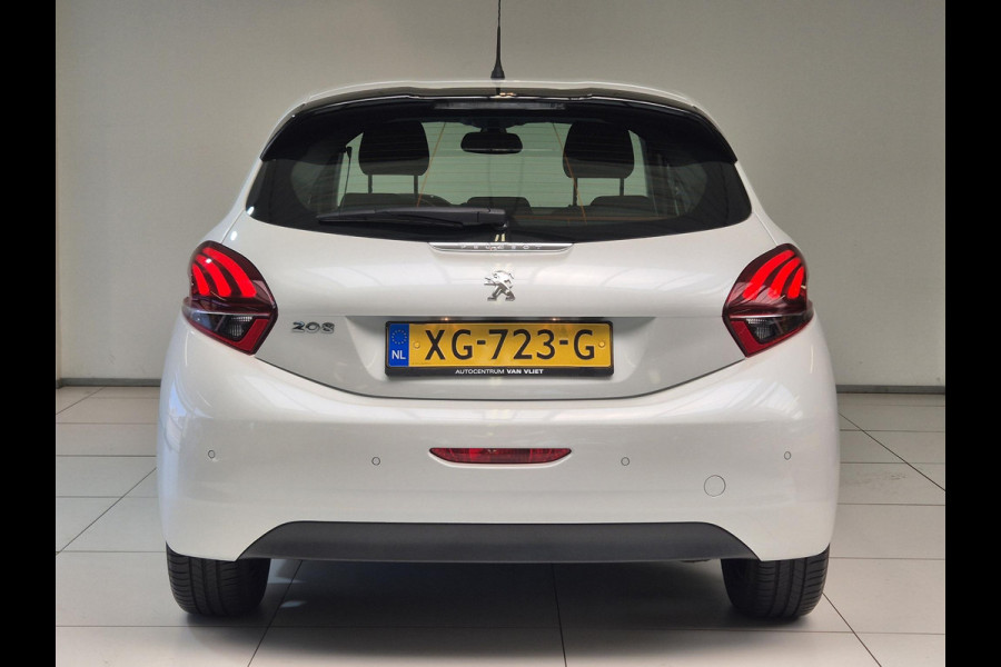 Peugeot 208 1.2 PureTech Signature Navigatie | Parkeersensoren Achter | Airco | Cruise Control | Apple Carplay/Android Auto |