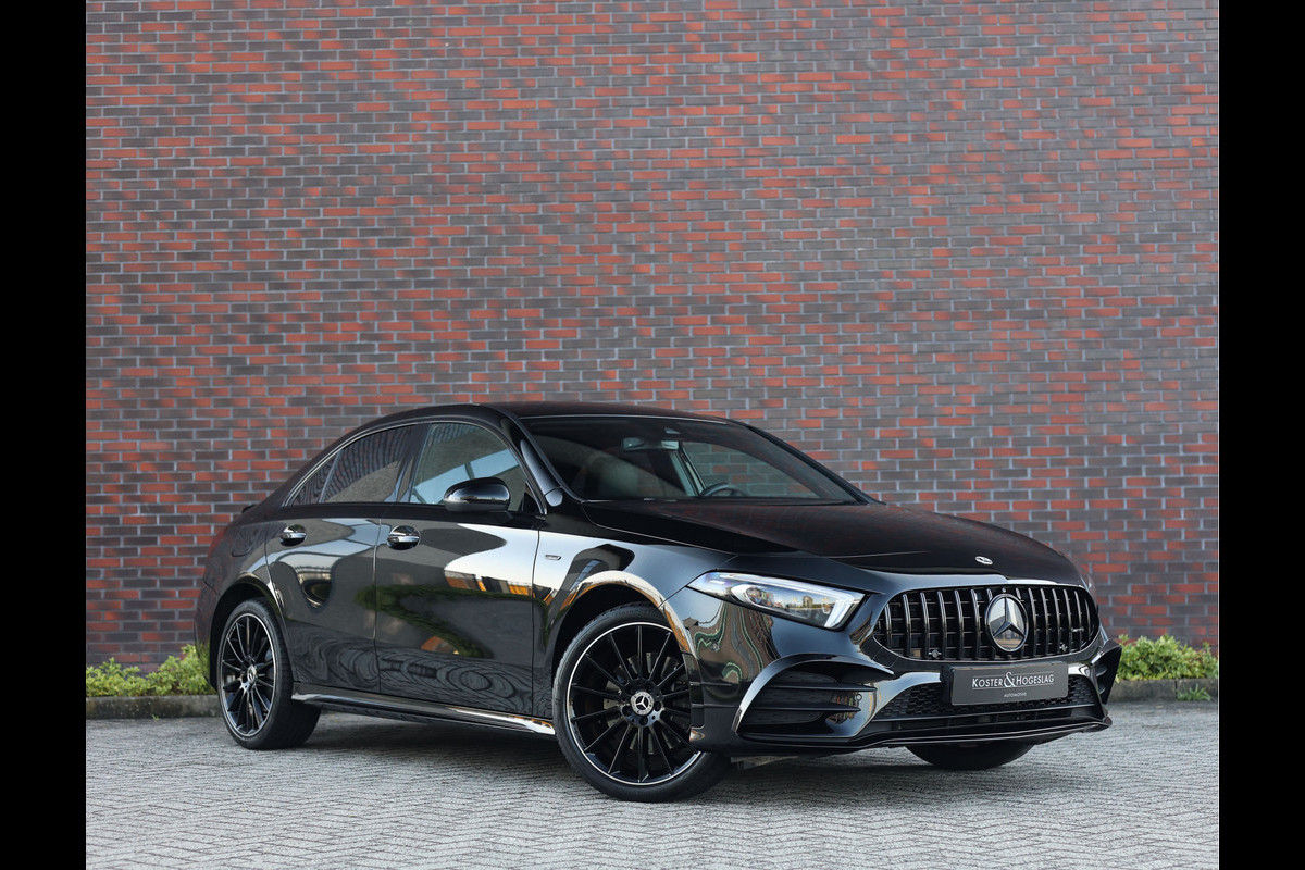 Mercedes-Benz A-Klasse 250 e Premium Plus | Night Edition - A35 pakket Mercedes-Benz A-Klasse 250 e Premium Plus | Night Edition - A35 pakket