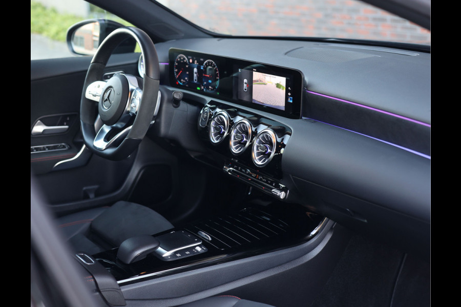 Mercedes-Benz A-Klasse 250 e Premium Plus | Night Edition - A35 pakket