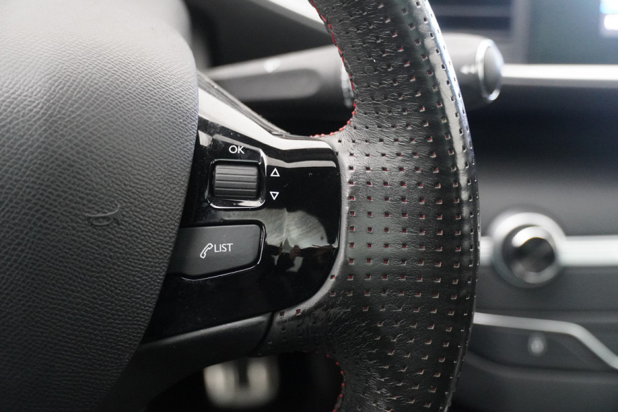 Peugeot 308 SW BWJ 2020 / 1.2 PT 131PK GT-line | PANO | CLIMA | NAVI | CAMERA A | LEDER/STOF | CRUISE | CARPLAY | PRIVACY GLASS