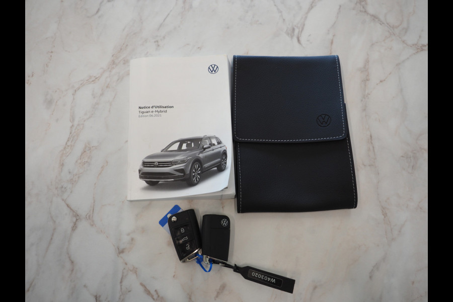 Volkswagen Tiguan 1.4 TSI eHybrid Elegance | Panoramadak | Trekhaak | Adaptive Cruise | Virtual | Camera | Carplay