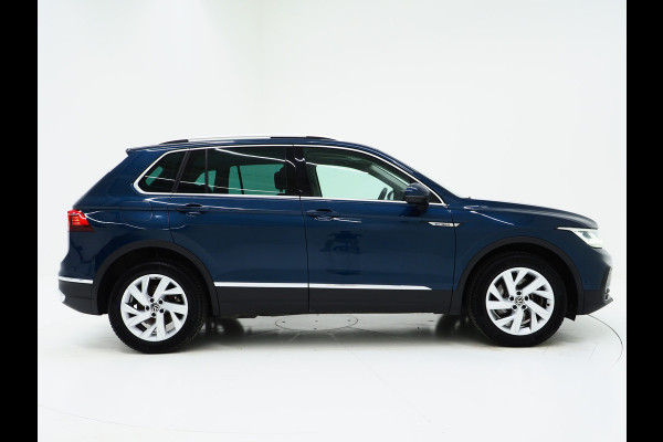Volkswagen Tiguan 1.4 TSI eHybrid Elegance | Panoramadak | Trekhaak | Adaptive Cruise | Virtual | Camera | Carplay