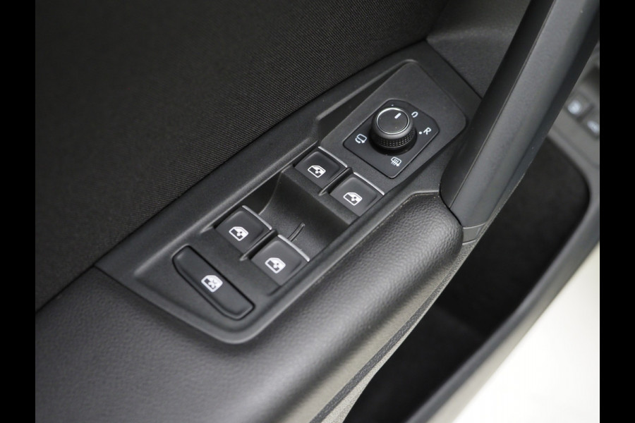 Volkswagen Tiguan 1.4 TSI eHybrid Elegance | Panoramadak | Trekhaak | Adaptive Cruise | Virtual | Camera | Carplay