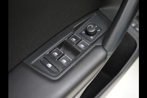 Volkswagen Tiguan 1.4 TSI eHybrid Elegance | Panoramadak | Trekhaak | Adaptive Cruise | Virtual | Camera | Carplay