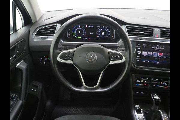 Volkswagen Tiguan 1.4 TSI eHybrid Elegance | Panoramadak | Trekhaak | Adaptive Cruise | Virtual | Camera | Carplay