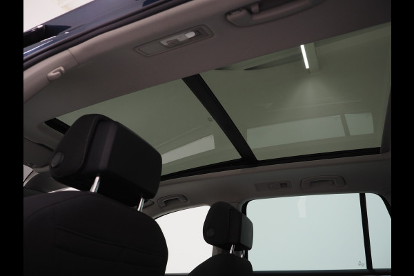 Volkswagen Tiguan 1.4 TSI eHybrid Elegance | Panoramadak | Trekhaak | Adaptive Cruise | Virtual | Camera | Carplay