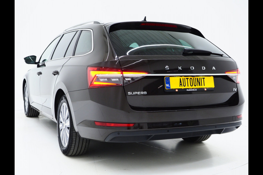 Škoda Superb Combi 1.4 TSI iV 218PK | Panoramadak | Trekhaak | 360 | Keyless | Adaptive Cruise | Virtual | Carplay