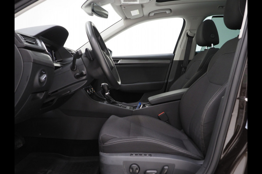 Škoda Superb Combi 1.4 TSI iV 218PK | Panoramadak | Trekhaak | 360 | Keyless | Adaptive Cruise | Virtual | Carplay