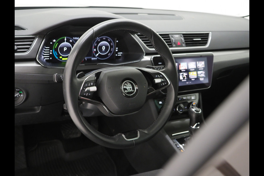 Škoda Superb Combi 1.4 TSI iV 218PK | Panoramadak | Trekhaak | 360 | Keyless | Adaptive Cruise | Virtual | Carplay