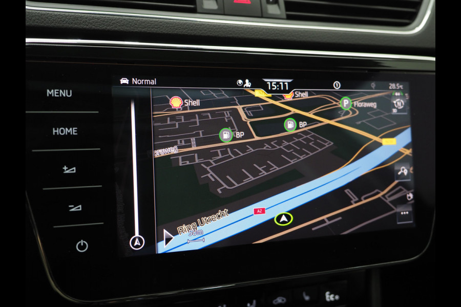 Škoda Superb Combi 1.4 TSI iV 218PK | Panoramadak | Trekhaak | 360 | Keyless | Adaptive Cruise | Virtual | Carplay
